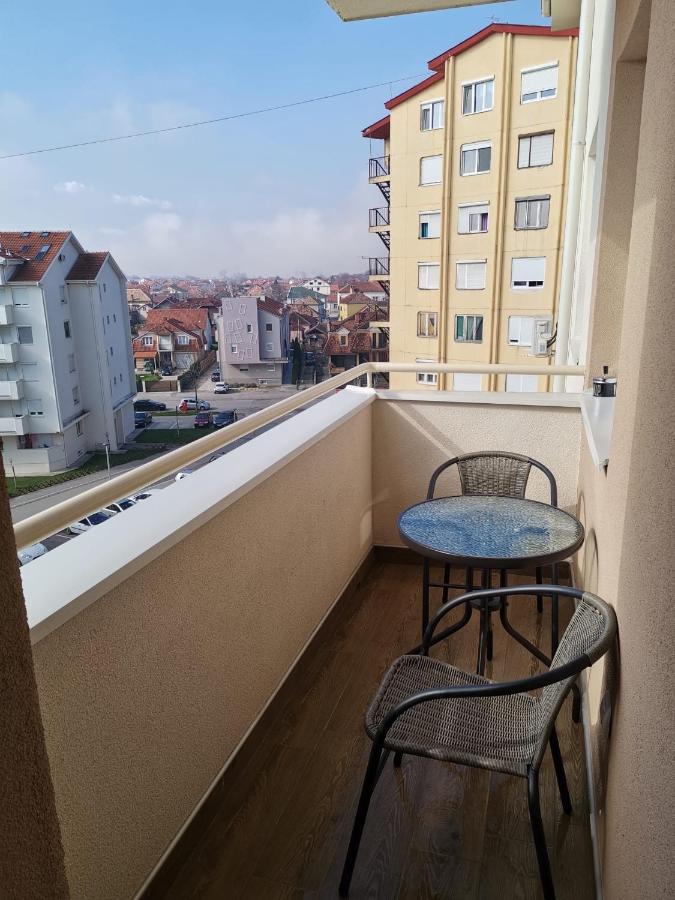 Apartman Vukota 2 Pirot Eksteriør billede